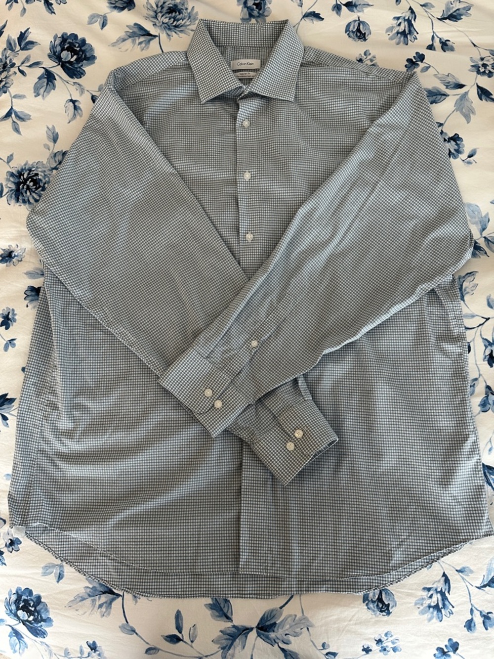 Calvin Klein Men’s Blue Microcheck Button-Down Shirt Size 17 Regular Fit